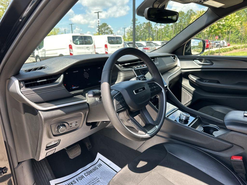 used 2024 Jeep Grand Cherokee car, priced at $30,300