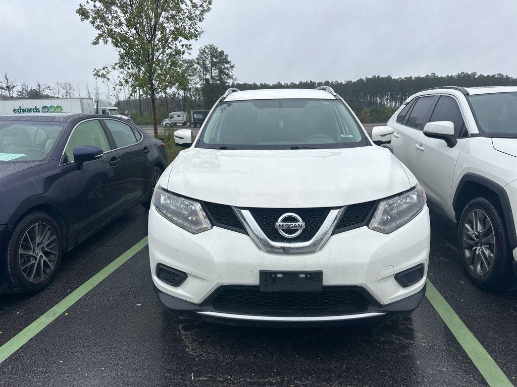 used 2016 Nissan Rogue car, priced at $9,900