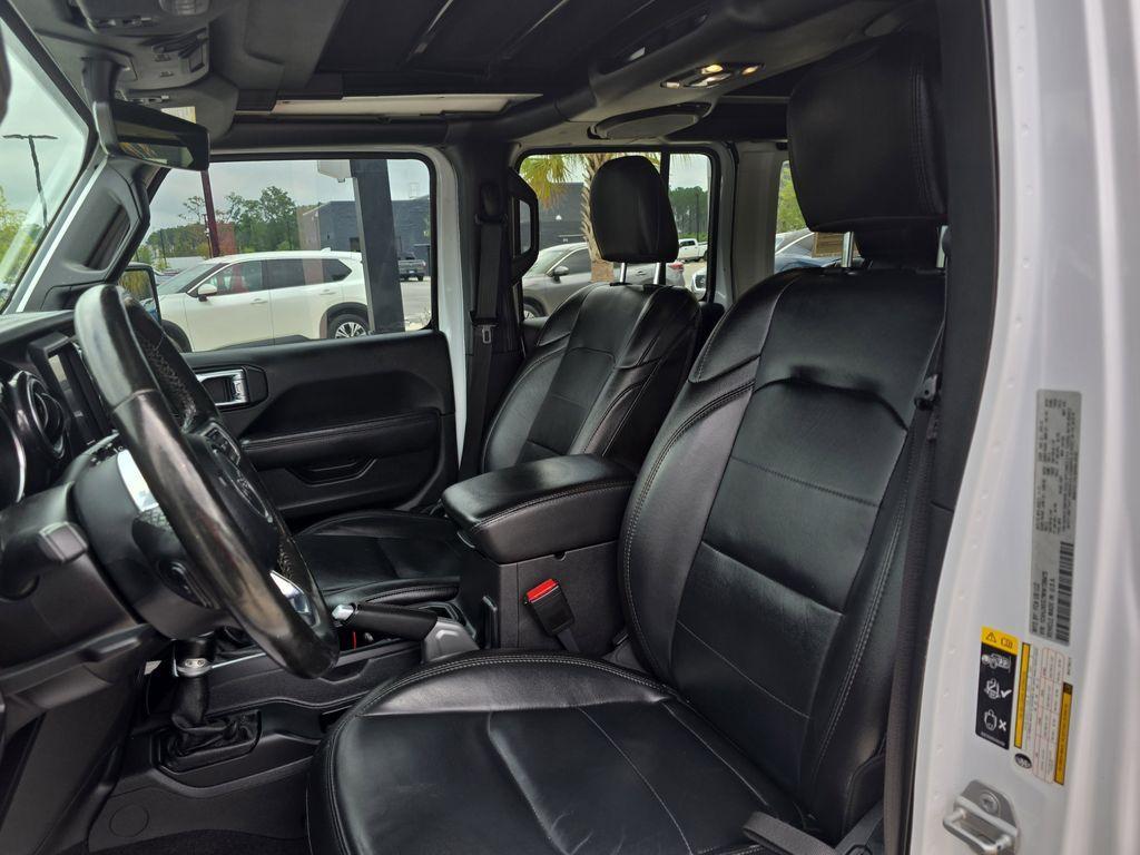 used 2021 Jeep Wrangler Unlimited car, priced at $29,400