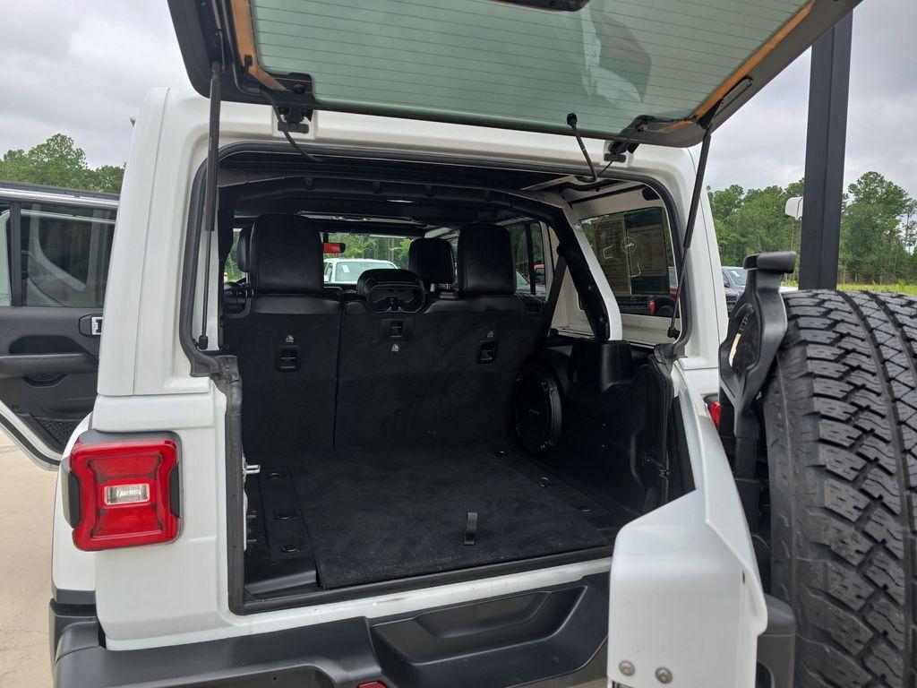 used 2021 Jeep Wrangler Unlimited car, priced at $29,400