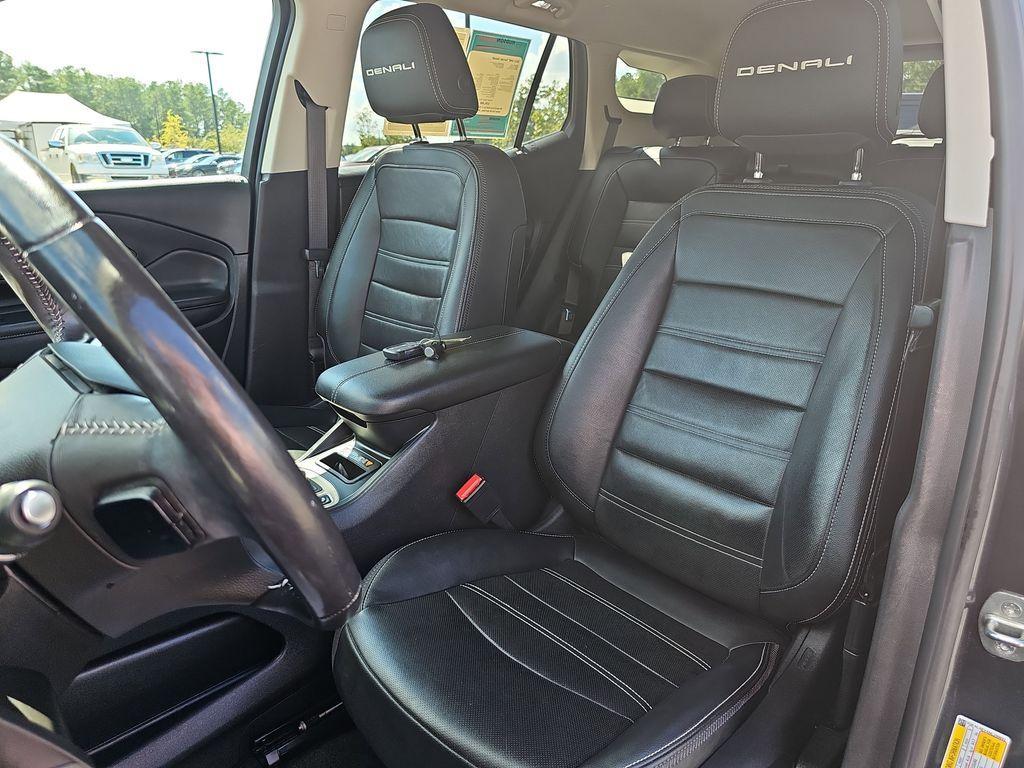 used 2022 GMC Terrain car, priced at $25,600