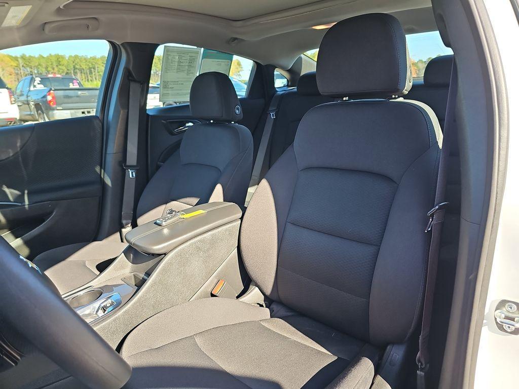 used 2024 Chevrolet Malibu car, priced at $18,900