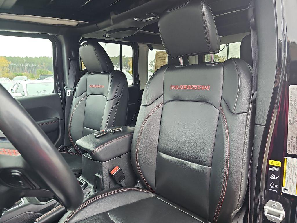 used 2022 Jeep Wrangler Unlimited car, priced at $40,200