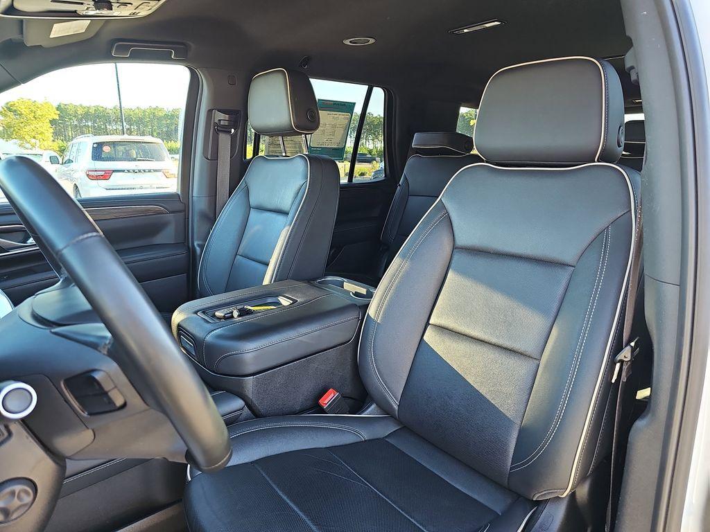 used 2024 Chevrolet Tahoe car, priced at $55,900