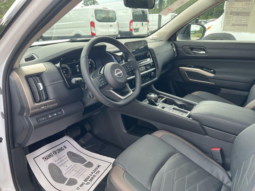 new 2025 Nissan Pathfinder car, priced at $49,896