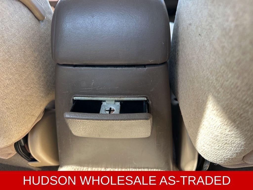used 1995 Nissan Maxima car, priced at $1,480