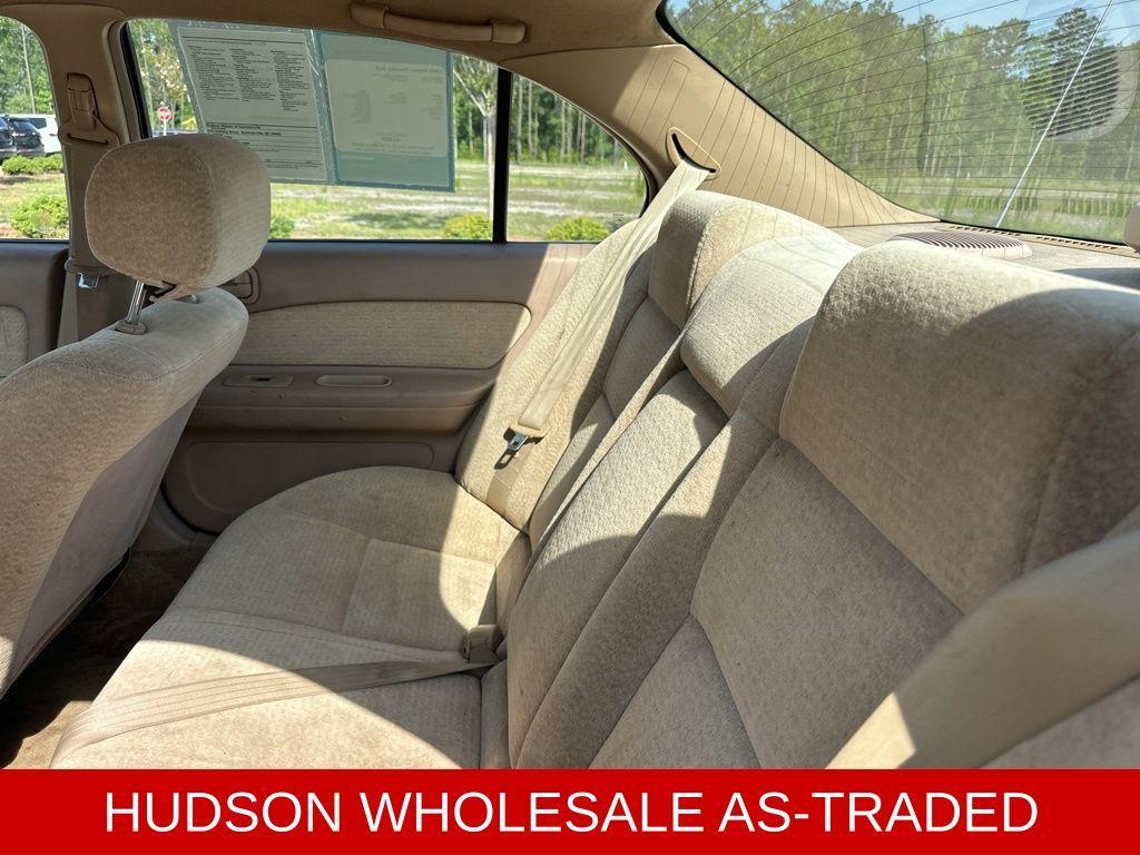 used 1995 Nissan Maxima car, priced at $1,480