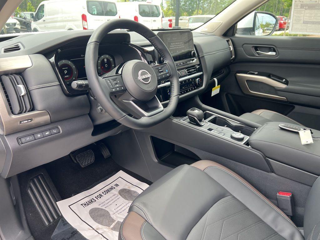 new 2025 Nissan Pathfinder car, priced at $51,265