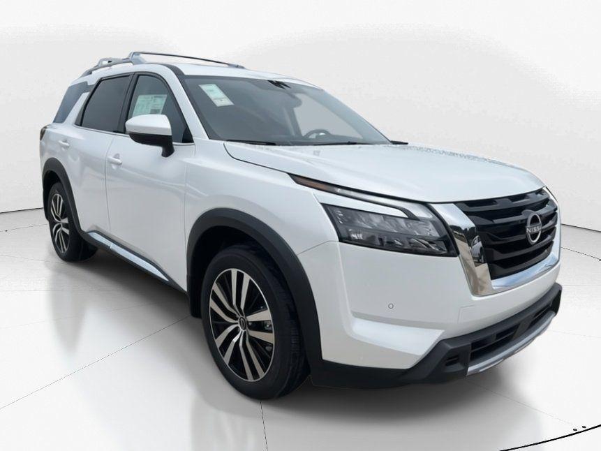 new 2025 Nissan Pathfinder car, priced at $51,265