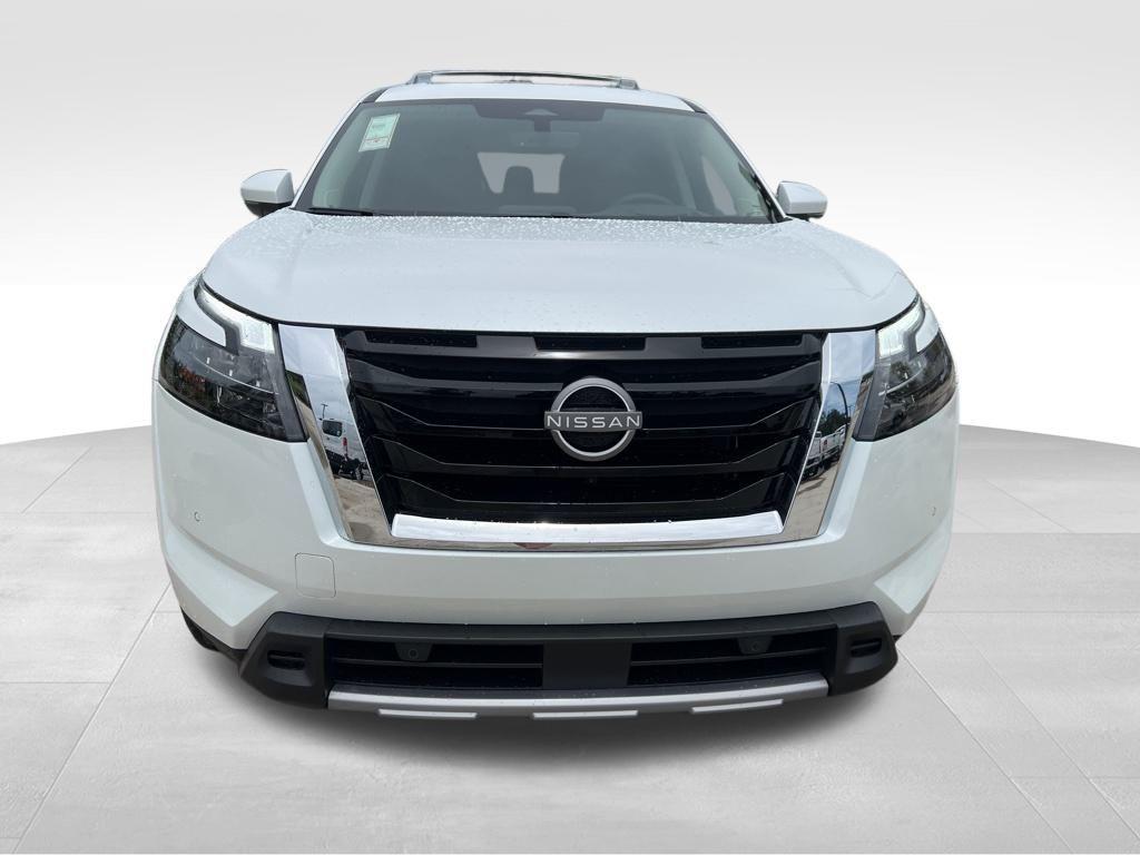 new 2025 Nissan Pathfinder car, priced at $51,265