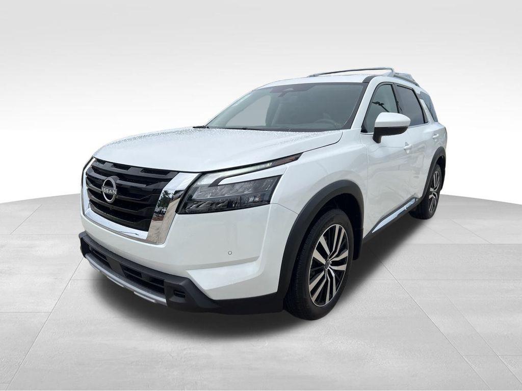 new 2025 Nissan Pathfinder car, priced at $51,265