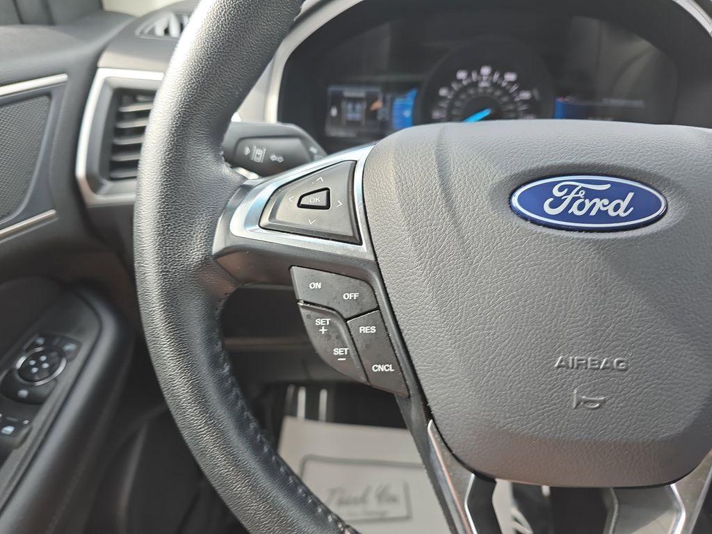 used 2024 Ford Edge car, priced at $20,400