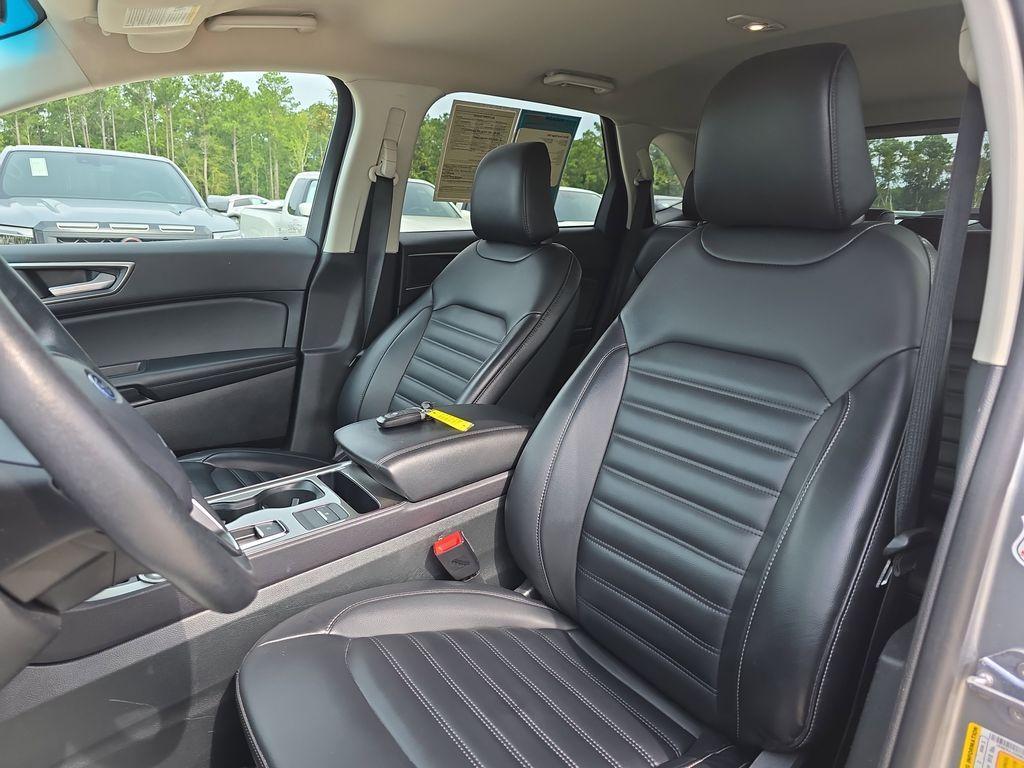 used 2024 Ford Edge car, priced at $20,400