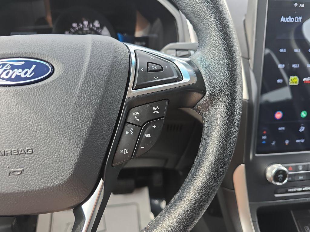 used 2024 Ford Edge car, priced at $20,400