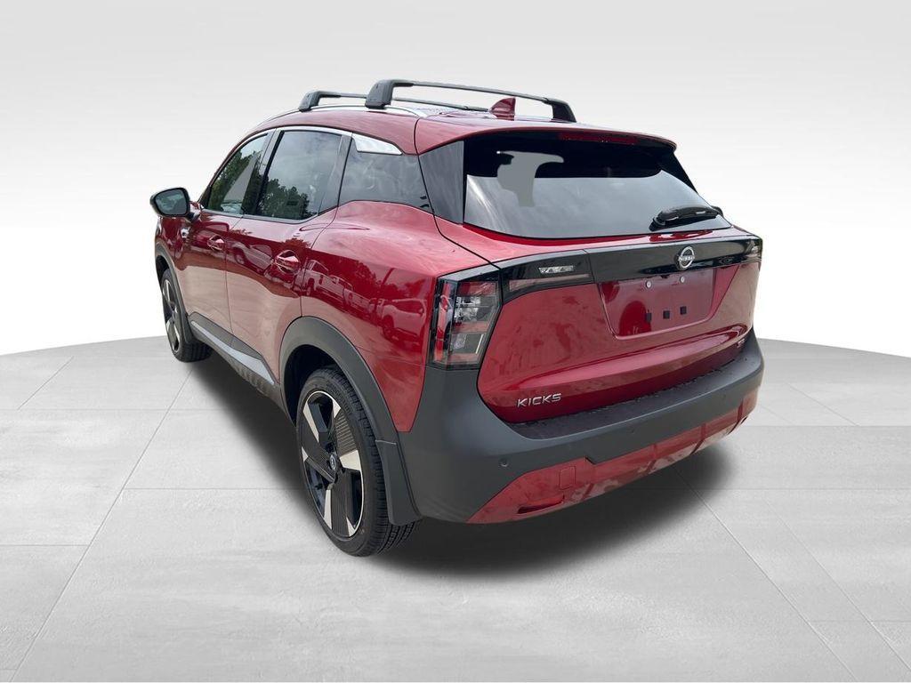 new 2025 Nissan Kicks car, priced at $29,909