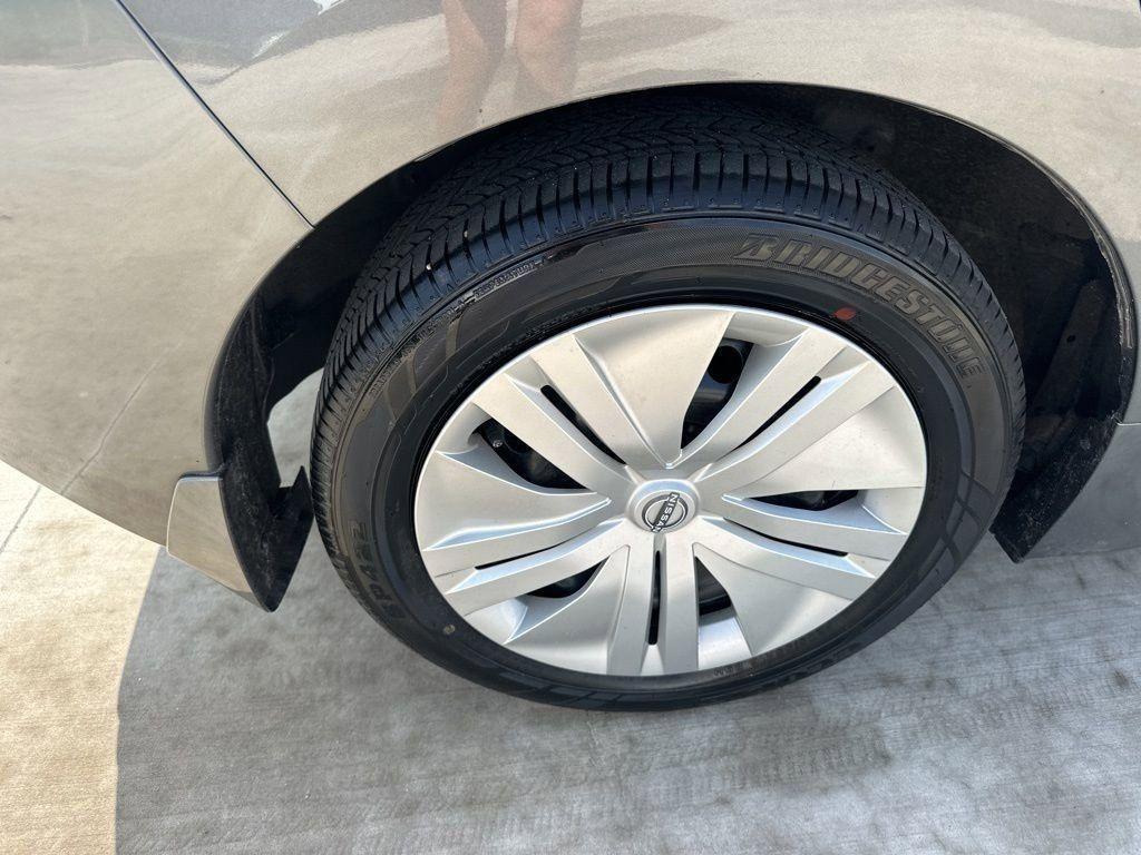 used 2024 Nissan Leaf car, priced at $13,900