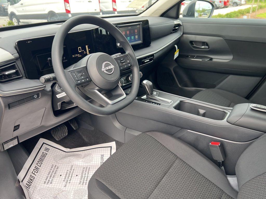 new 2025 Nissan Kicks car, priced at $23,360