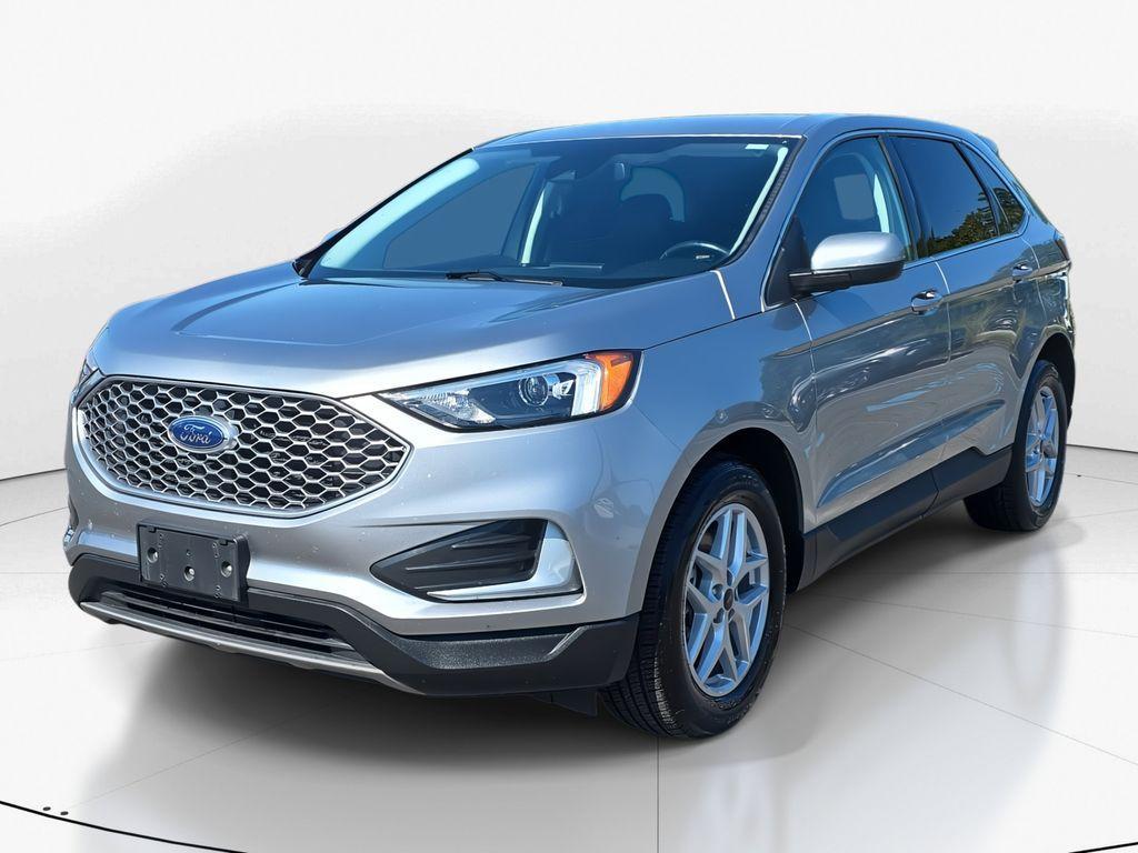 used 2024 Ford Edge car, priced at $20,300