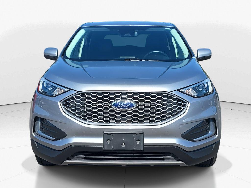 used 2024 Ford Edge car, priced at $20,300