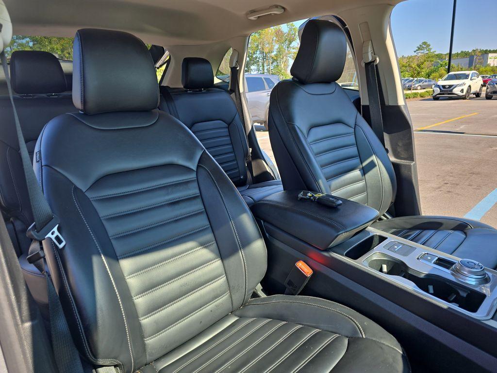 used 2024 Ford Edge car, priced at $20,300