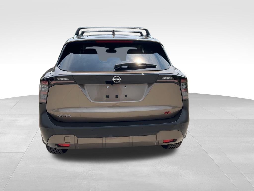new 2025 Nissan Kicks car, priced at $29,505