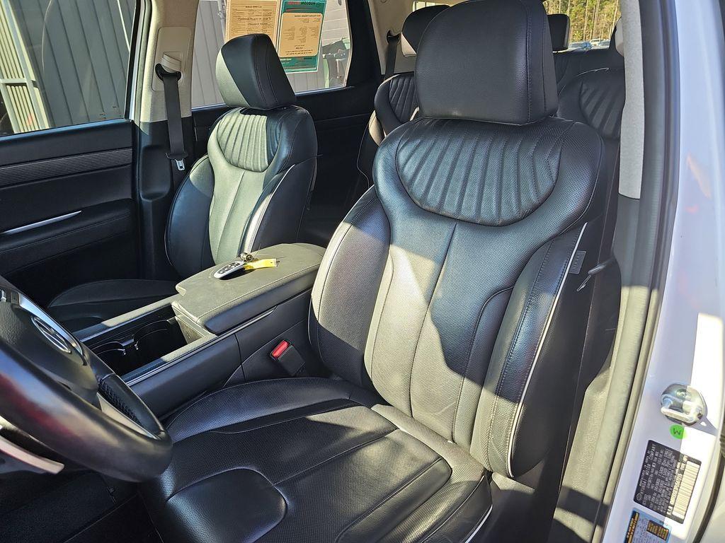 used 2023 Hyundai Palisade car, priced at $34,400
