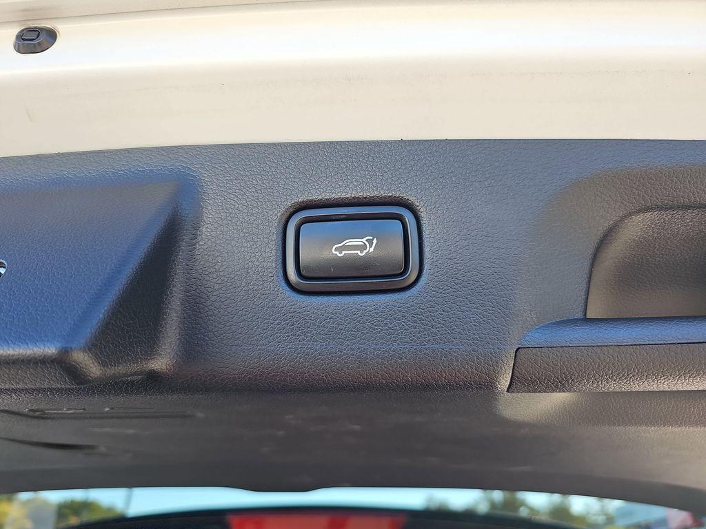 used 2023 Hyundai Palisade car, priced at $34,400