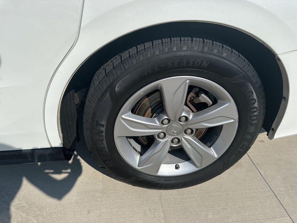 used 2020 Honda Odyssey car, priced at $25,900