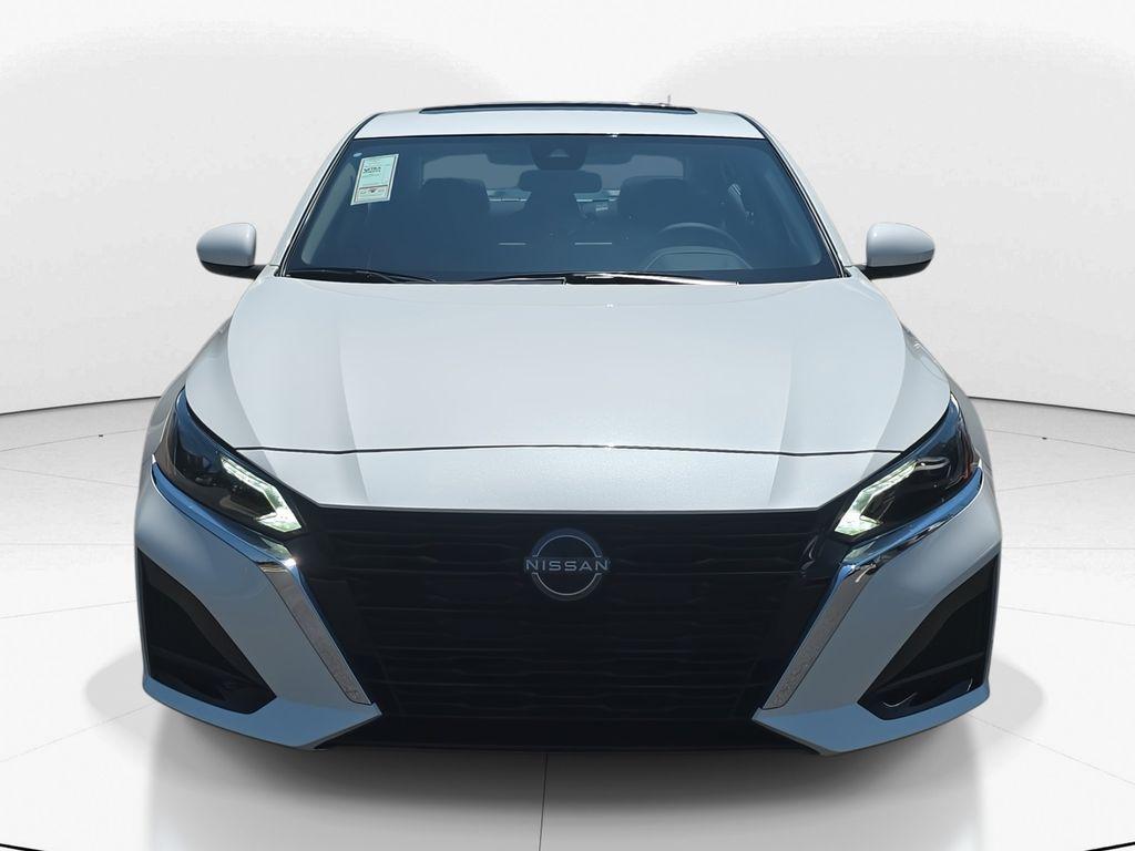 new 2025 Nissan Altima car, priced at $30,931