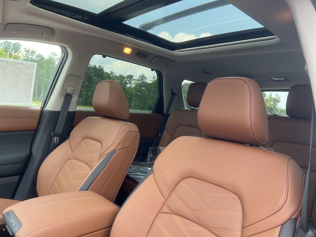 new 2025 Nissan Pathfinder car, priced at $51,265