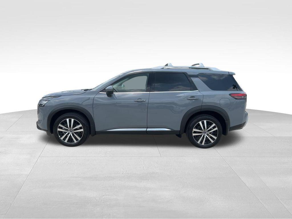 new 2025 Nissan Pathfinder car, priced at $51,265