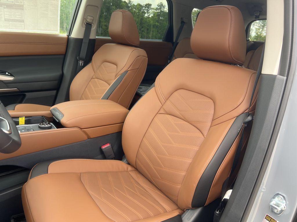 new 2025 Nissan Pathfinder car, priced at $51,265
