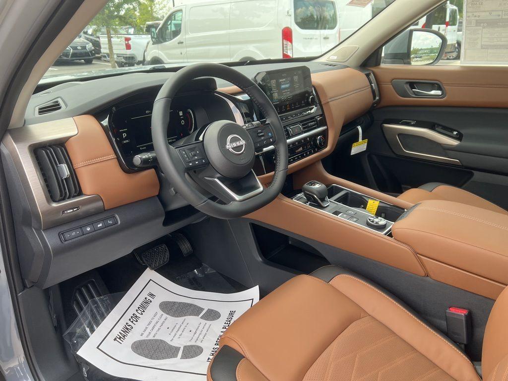 new 2025 Nissan Pathfinder car, priced at $51,265