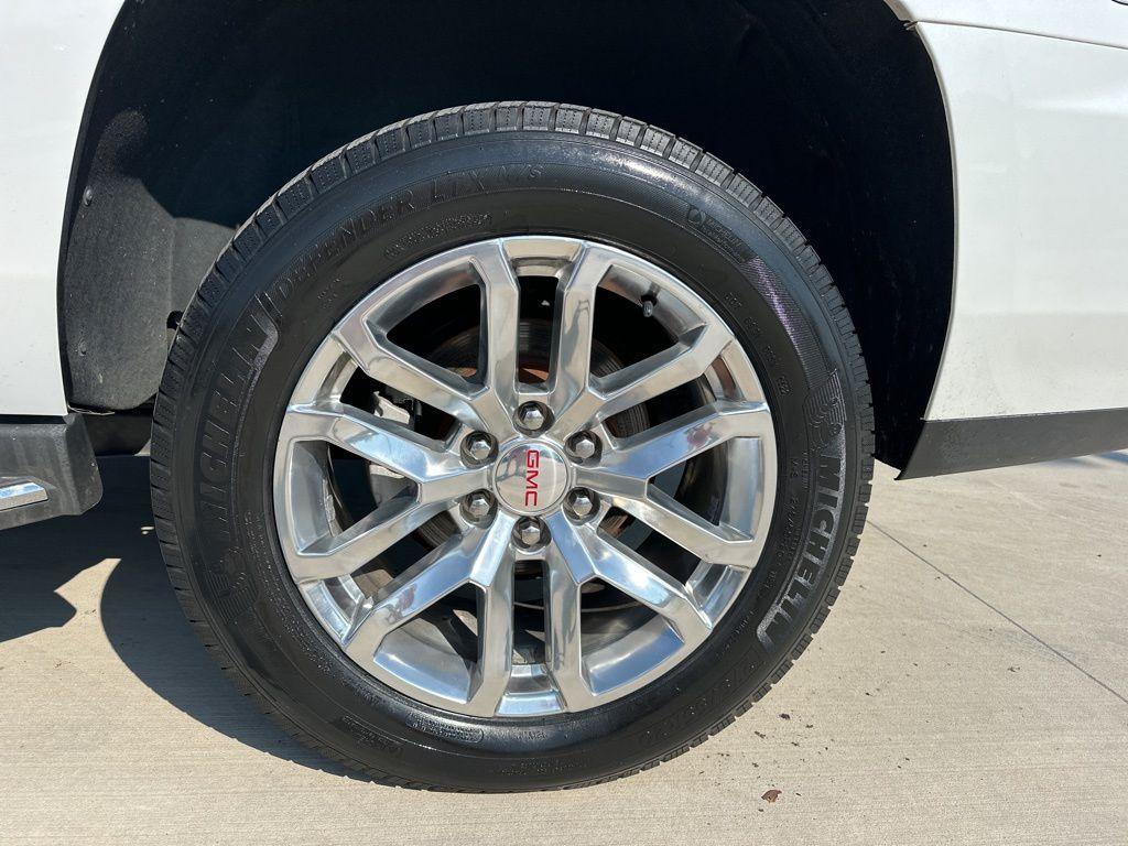 used 2017 GMC Yukon car, priced at $24,800