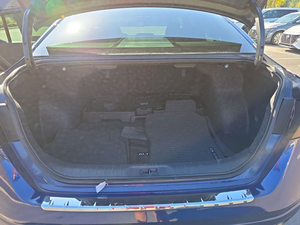 used 2022 Nissan Altima car, priced at $22,900