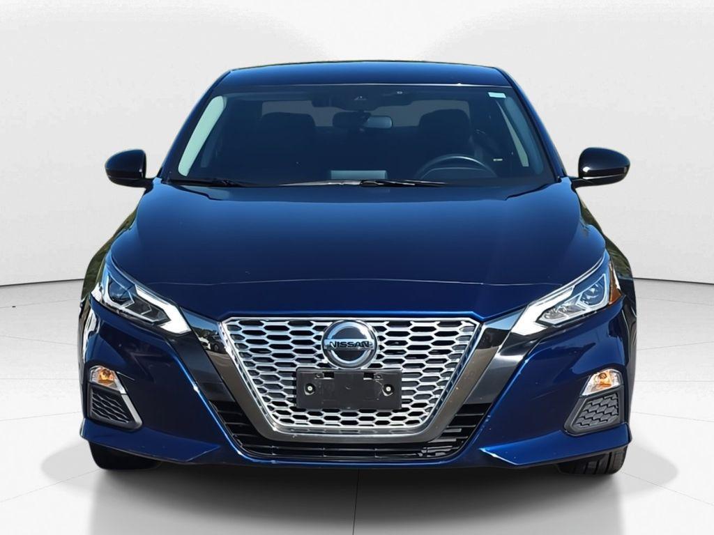 used 2022 Nissan Altima car, priced at $22,900