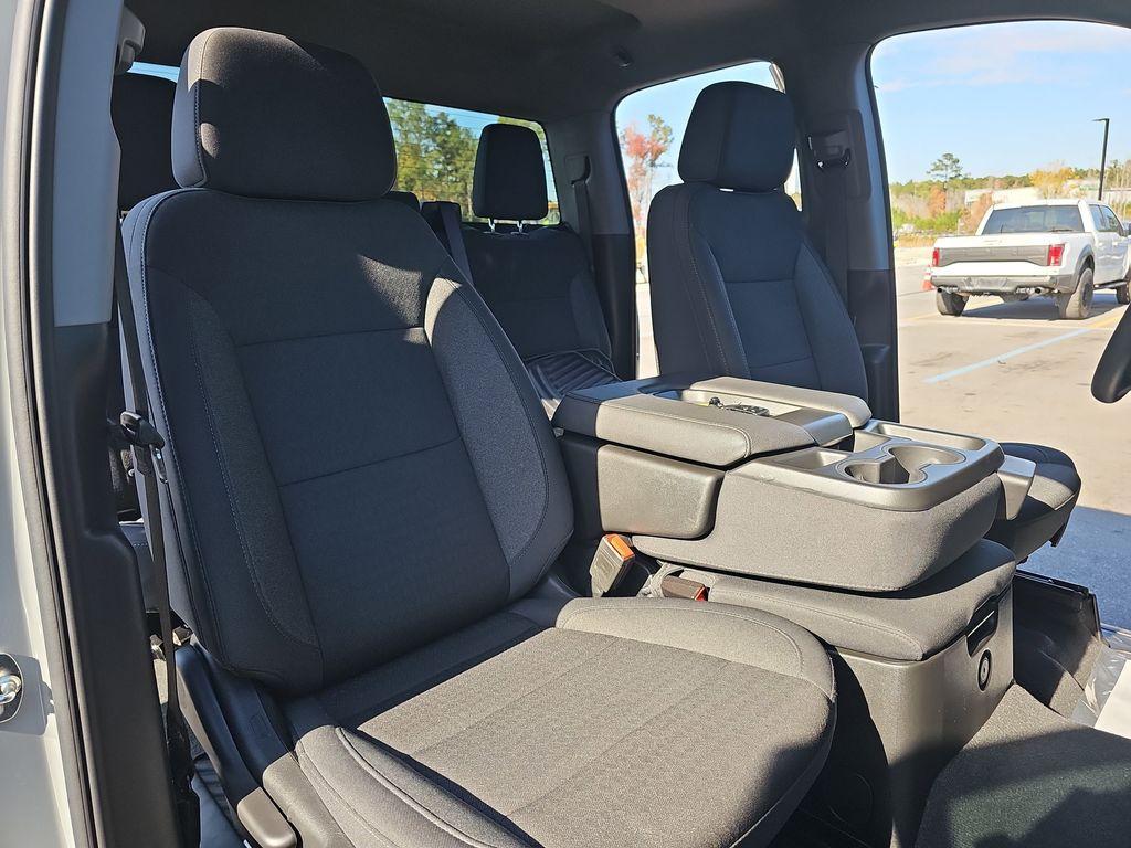 used 2025 Chevrolet Silverado 1500 car, priced at $40,600