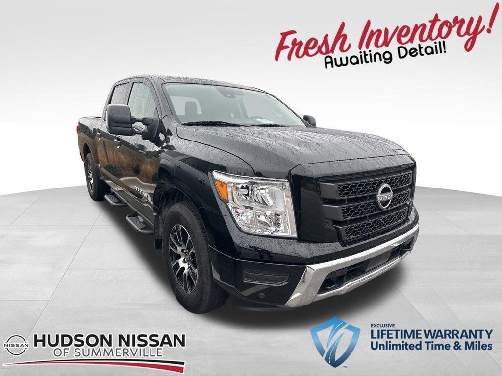 used 2024 Nissan Titan car, priced at $36,995