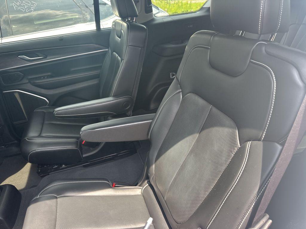 used 2021 Jeep Grand Cherokee L car, priced at $28,900