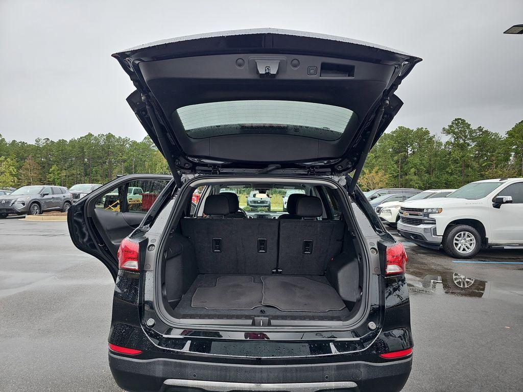 used 2024 Chevrolet Equinox car, priced at $19,900