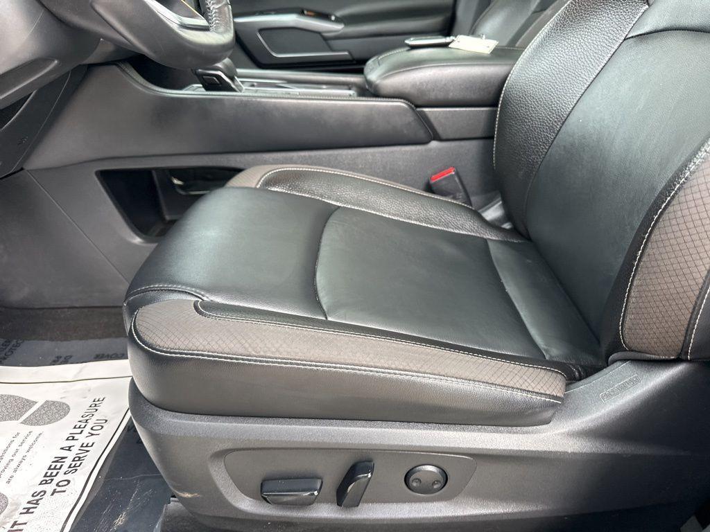 used 2023 Nissan Pathfinder car, priced at $33,500
