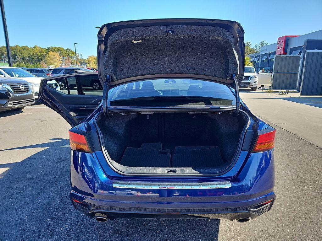 used 2023 Nissan Altima car, priced at $22,500
