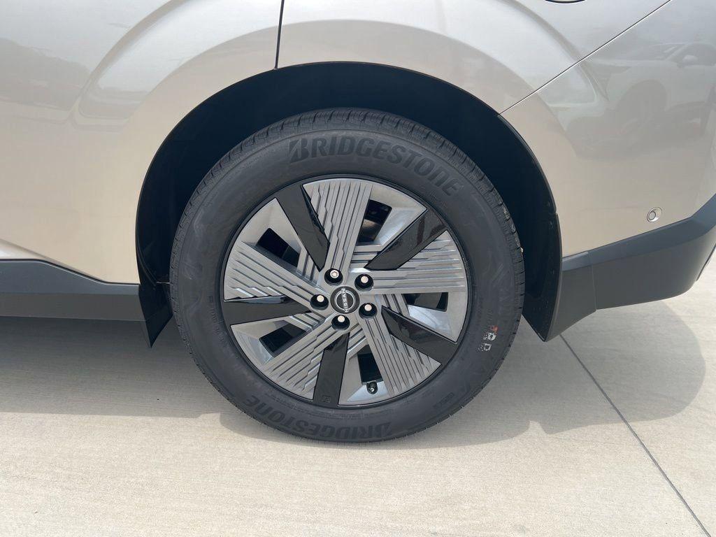 new 2025 Nissan Murano car, priced at $47,292