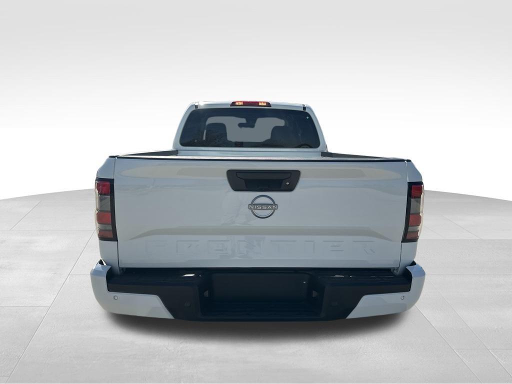 new 2025 Nissan Frontier car, priced at $30,935