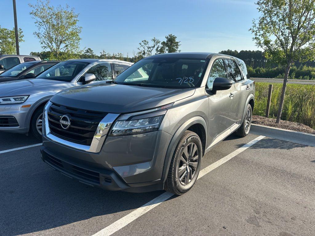used 2022 Nissan Pathfinder car, priced at $27,400