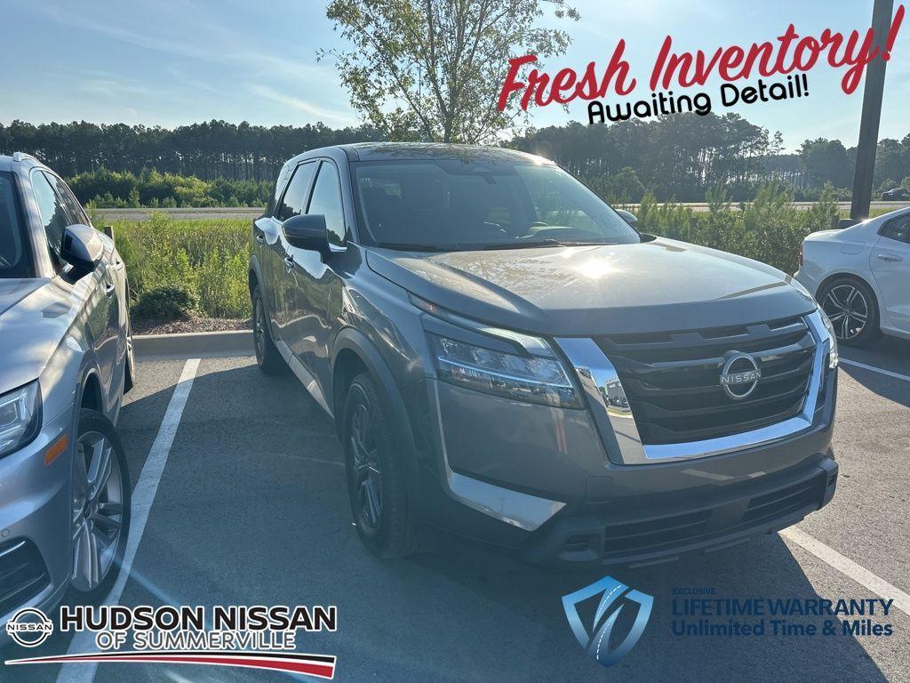 used 2022 Nissan Pathfinder car, priced at $27,400