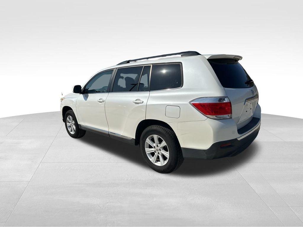 used 2012 Toyota Highlander car, priced at $14,943