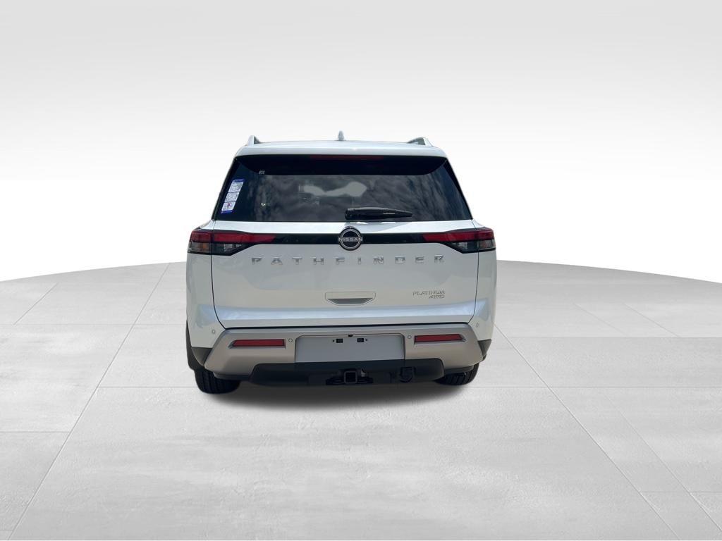 new 2025 Nissan Pathfinder car, priced at $50,701