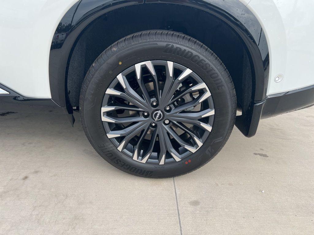 new 2025 Nissan Rogue car, priced at $43,485