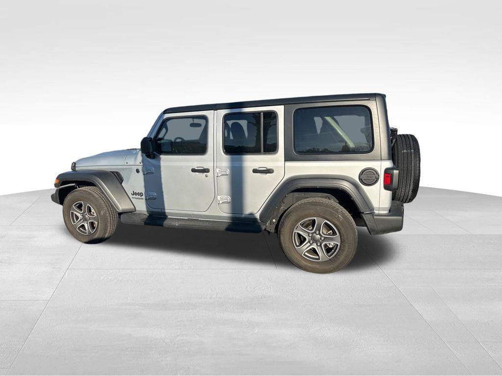 used 2022 Jeep Wrangler Unlimited car, priced at $29,982